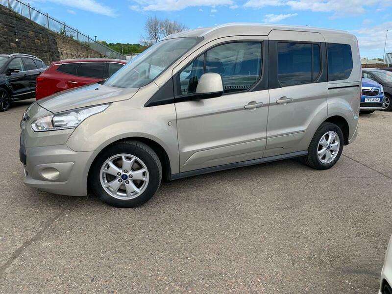 A 2015 FORD TOURNEO CONNECT 1.5 TDCi Titanium Euro 6 (s/s) 5dr A 2015 FORD TOURNEO CONNECT 1.5 TDCi Titanium Euro 6 (s/s) 5dr