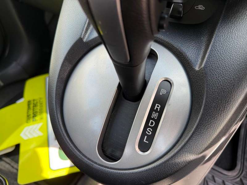 2011 MAZDA MAZDA2 2011 MAZDA MAZDA2