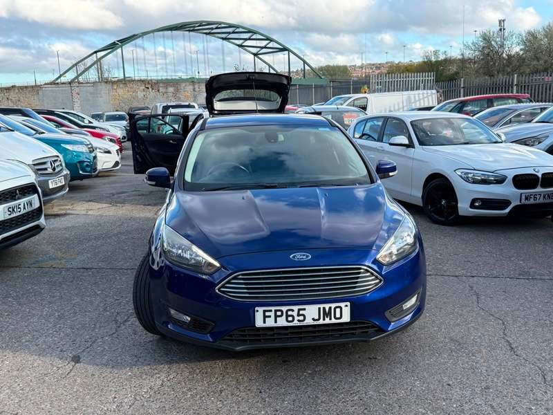 A 2015 FORD FOCUS ZETEC TDCI A 2015 FORD FOCUS ZETEC TDCI