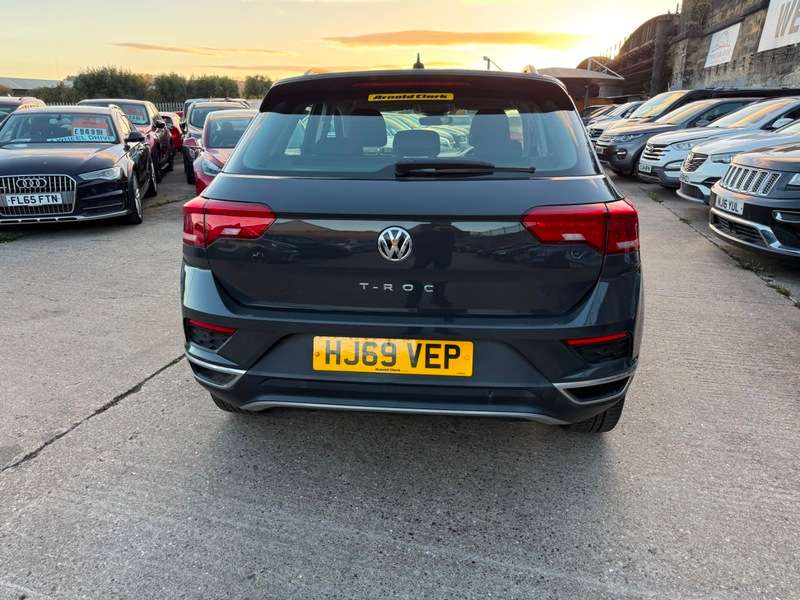 2019 VOLKSWAGEN T-ROC 2019 VOLKSWAGEN T-ROC