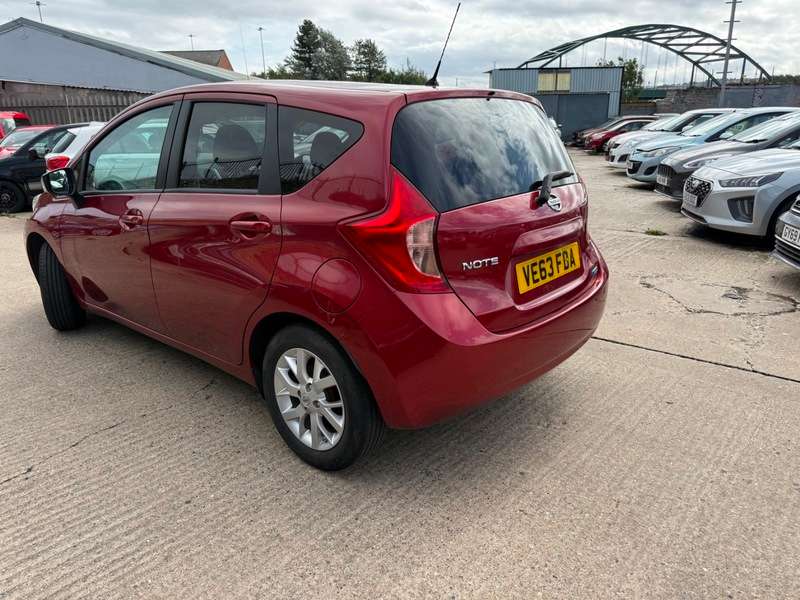 A 2013 NISSAN NOTE ACENTA PREMIUM A 2013 NISSAN NOTE ACENTA PREMIUM