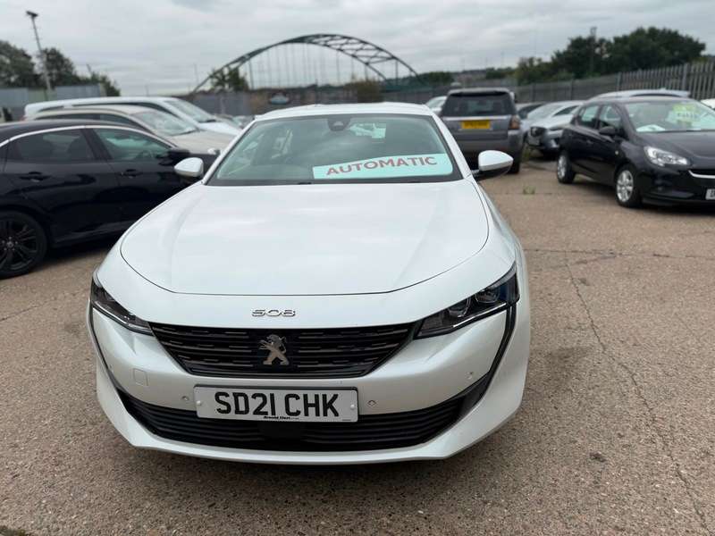 A 2021 PEUGEOT 508 1.5 BlueHDi Allure Fastback EAT Euro 6 (s/s) 5dr A 2021 PEUGEOT 508 1.5 BlueHDi Allure Fastback EAT Euro 6 (s/s) 5dr
