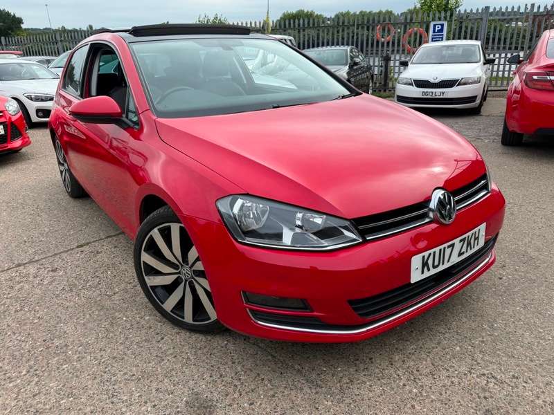 A 2017 VOLKSWAGEN GOLF GT EDITION TDI BLUEMOTION TECHNOLOGY A 2017 VOLKSWAGEN GOLF GT EDITION TDI BLUEMOTION TECHNOLOGY