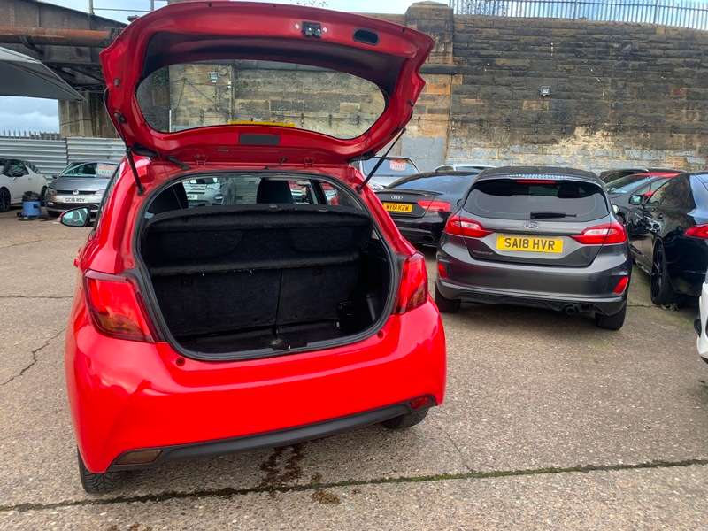 2015 TOYOTA YARIS 2015 TOYOTA YARIS