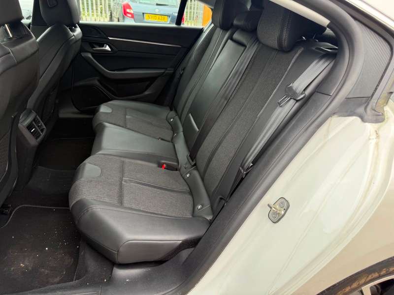 2021 PEUGEOT 508 2021 PEUGEOT 508