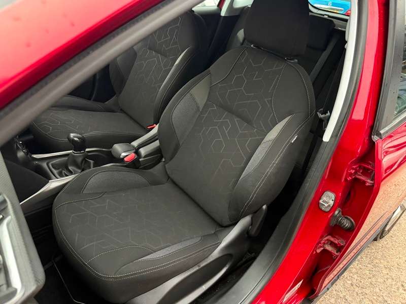 2018 PEUGEOT 2008 2018 PEUGEOT 2008