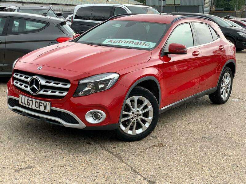 A 2017 MERCEDES-BENZ C CLASS 2.1 GLA200d SE 7G-DCT Euro 6 (s/s) 5dr A 2017 MERCEDES-BENZ C CLASS 2.1 GLA200d SE 7G-DCT Euro 6 (s/s) 5dr