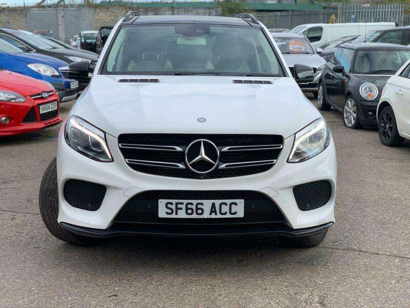 A 2016 MERCEDES-BENZ C CLASS 3.0 GLE350d V6 AMG Line (Premium) G-Tronic 4MATIC Euro 6 (s/s) 5dr A 2016 MERCEDES-BENZ C CLASS 3.0 GLE350d V6 AMG Line (Premium) G-Tronic 4MATIC Euro 6 (s/s) 5dr
