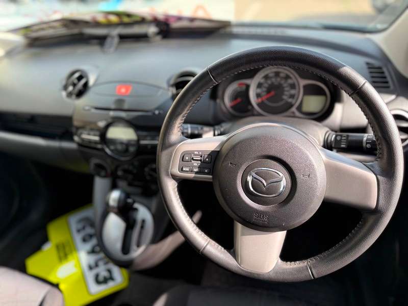 2011 MAZDA MAZDA2 2011 MAZDA MAZDA2