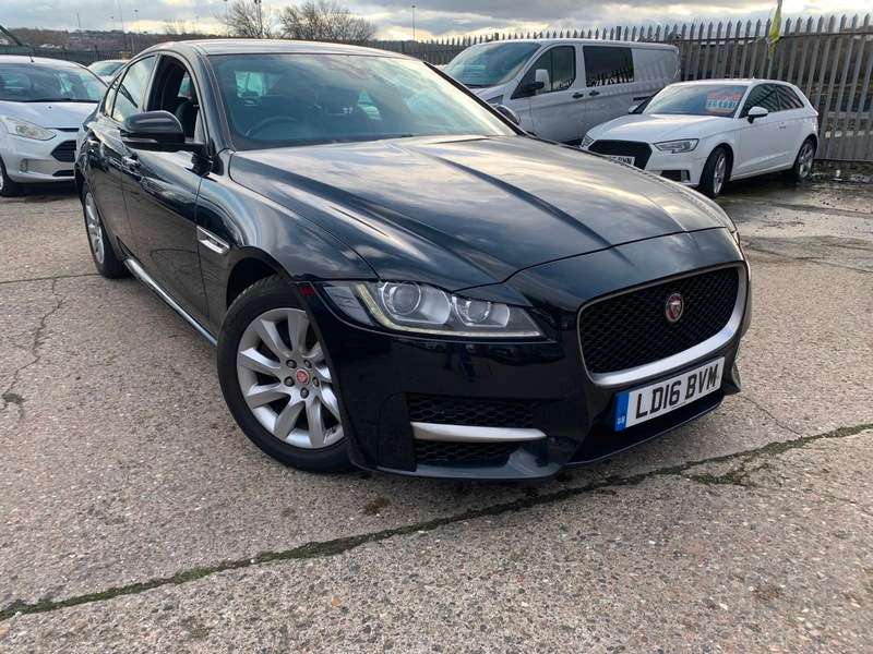 A 2016 JAGUAR XF D R-SPORT A 2016 JAGUAR XF D R-SPORT