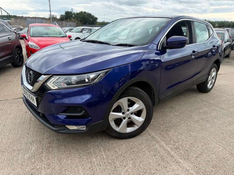 A 2019 NISSAN QASHQAI 1.3 DIG-T Acenta Premium Euro 6 (s/s) 5dr A 2019 NISSAN QASHQAI 1.3 DIG-T Acenta Premium Euro 6 (s/s) 5dr
