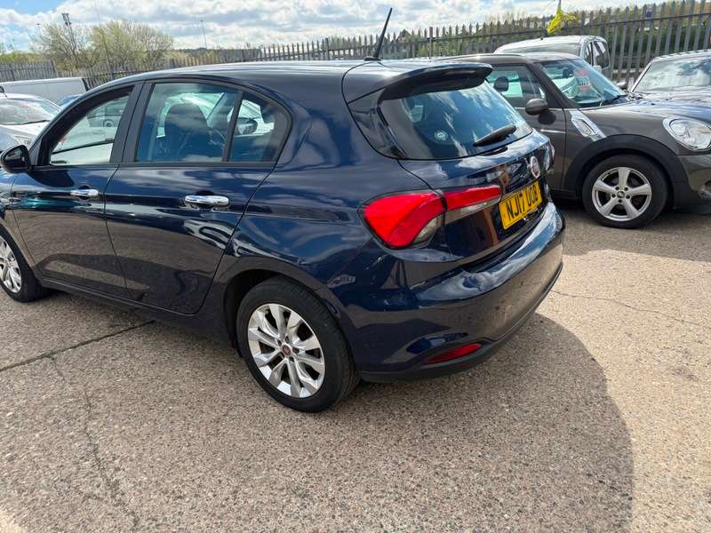 2017 FIAT TIPO 2017 FIAT TIPO