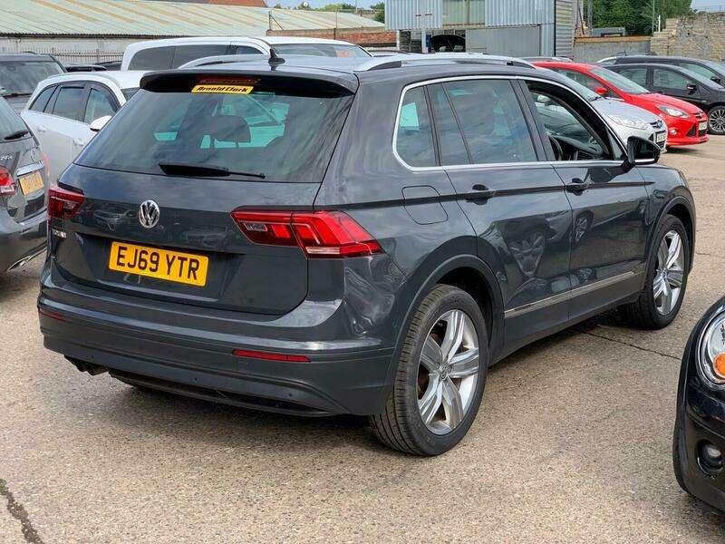 2020 VOLKSWAGEN TIGUAN 2020 VOLKSWAGEN TIGUAN