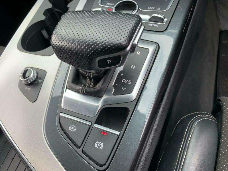 2017 AUDI Q7 2017 AUDI Q7