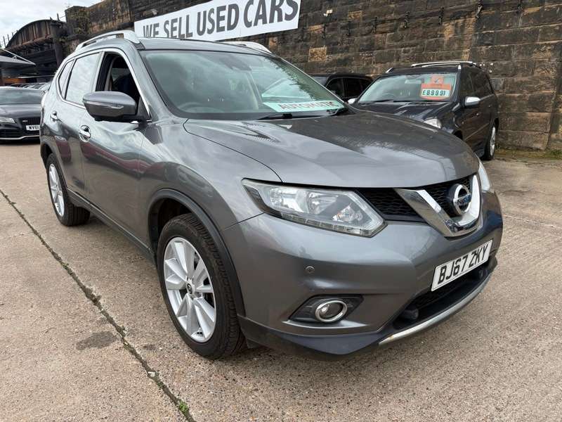 A 2017 NISSAN X-TRAIL N-VISION DCI XTRONIC 4WD A 2017 NISSAN X-TRAIL N-VISION DCI XTRONIC 4WD