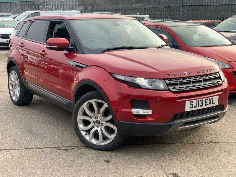 A 2013 LAND ROVER RANGE ROVER EVOQUE 2.2 SD4 Pure 4WD Euro 5 (s/s) 5dr A 2013 LAND ROVER RANGE ROVER EVOQUE 2.2 SD4 Pure 4WD Euro 5 (s/s) 5dr