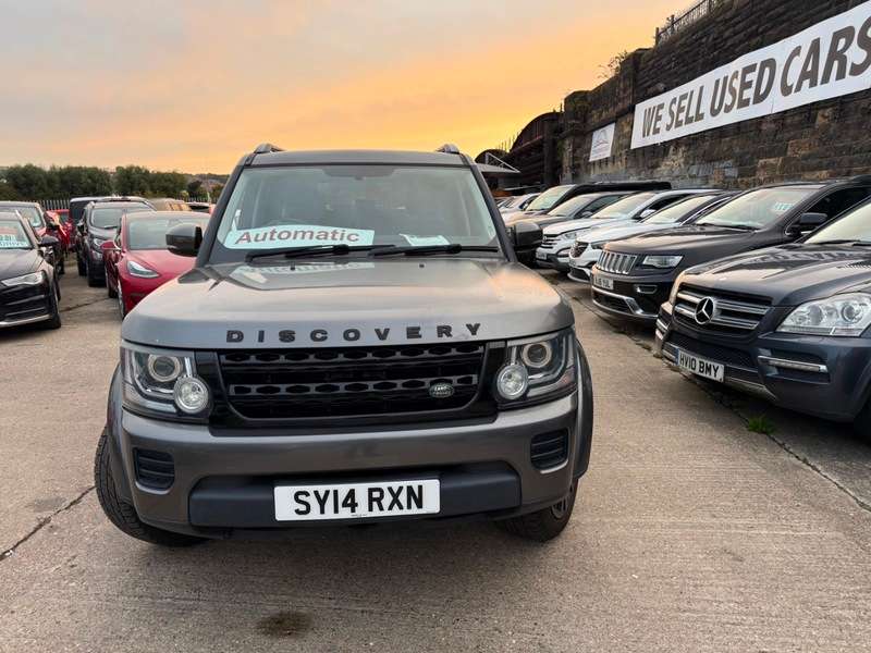 A 2014 LAND ROVER DISCOVERY SDV6 GS A 2014 LAND ROVER DISCOVERY SDV6 GS