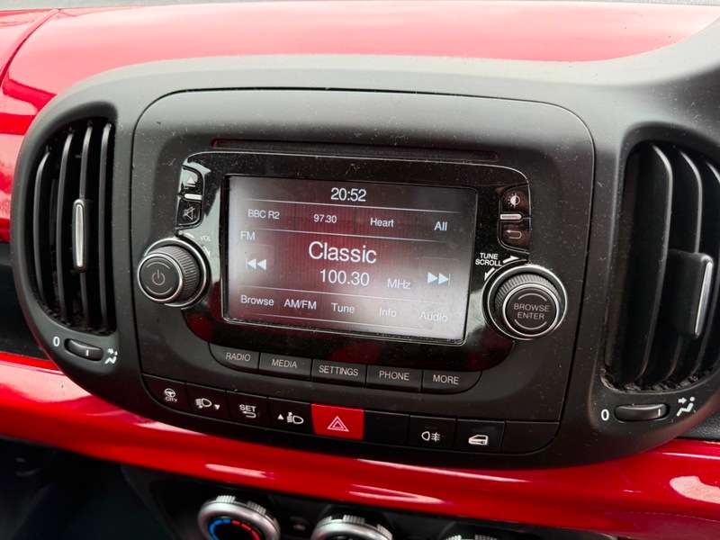 2014 FIAT 500L 2014 FIAT 500L