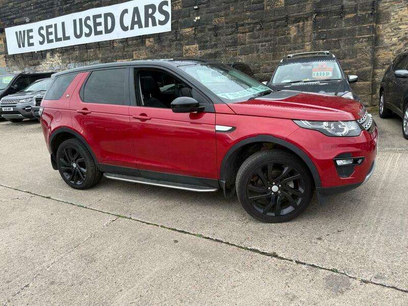 A 2016 LAND ROVER DISCOVERY SPORT 2.0 TD4 HSE Auto 4WD Euro 6 (s/s) 5dr A 2016 LAND ROVER DISCOVERY SPORT 2.0 TD4 HSE Auto 4WD Euro 6 (s/s) 5dr
