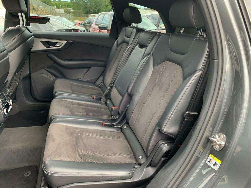 2017 AUDI Q7 2017 AUDI Q7