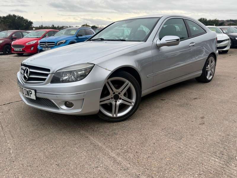 A 2010 MERCEDES-BENZ C CLASS 1.8 CLC180K Sport Coupe Euro 4 3dr A 2010 MERCEDES-BENZ C CLASS 1.8 CLC180K Sport Coupe Euro 4 3dr