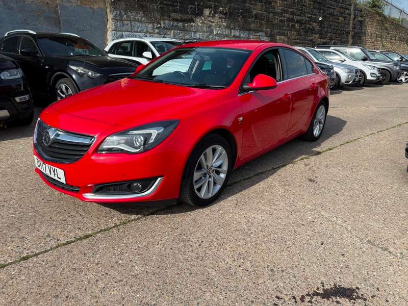 A 2017 VAUXHALL INSIGNIA 1.6 CDTi SRi Nav Euro 6 (s/s) 5dr A 2017 VAUXHALL INSIGNIA 1.6 CDTi SRi Nav Euro 6 (s/s) 5dr
