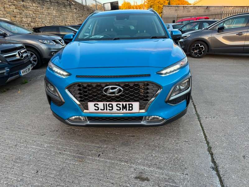 A 2019 HYUNDAI KONA 1.0 T-GDi Premium Euro 6 (s/s) 5dr A 2019 HYUNDAI KONA 1.0 T-GDi Premium Euro 6 (s/s) 5dr