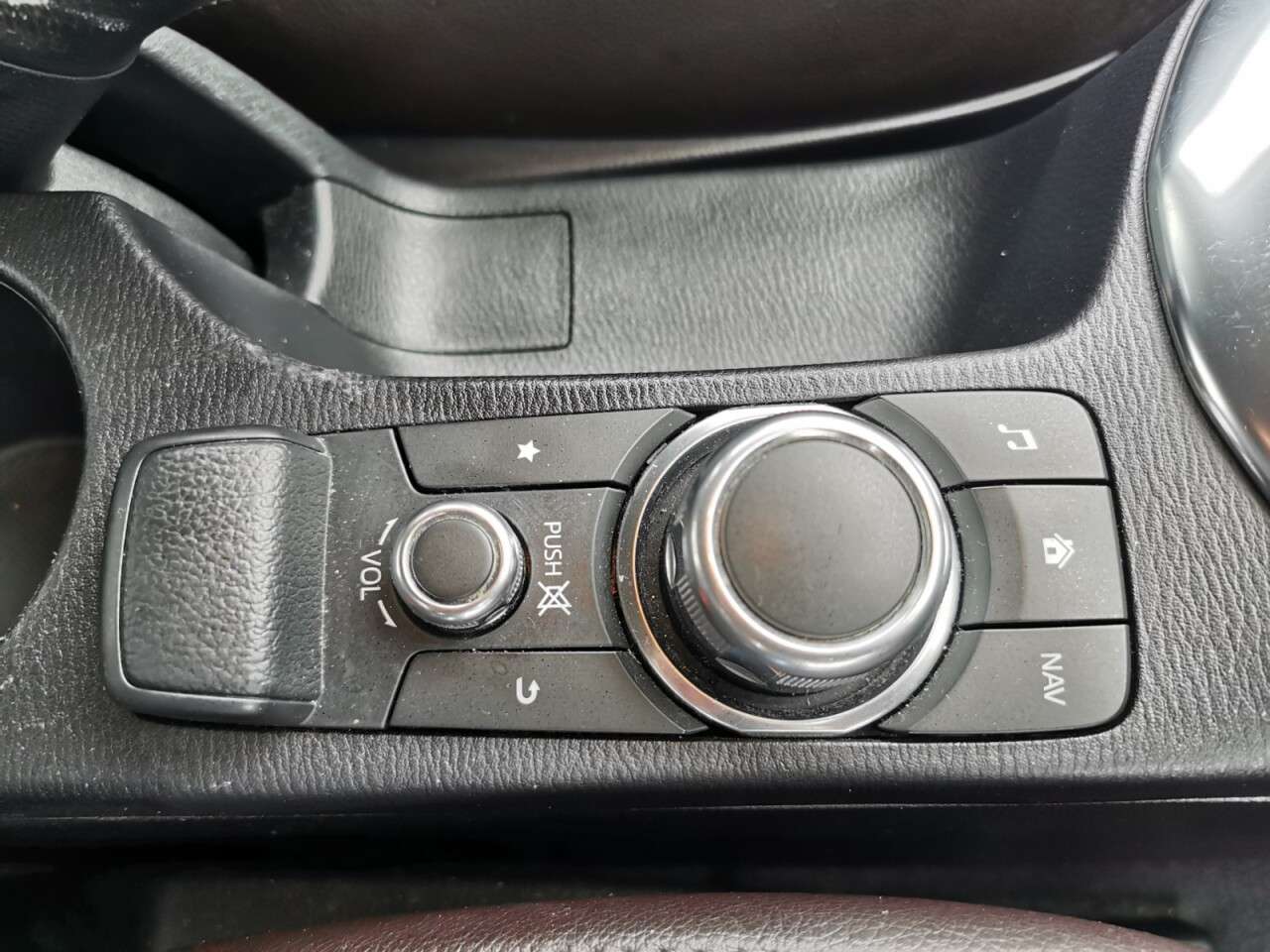 2018 MAZDA MAZDA 2 2018 MAZDA MAZDA 2