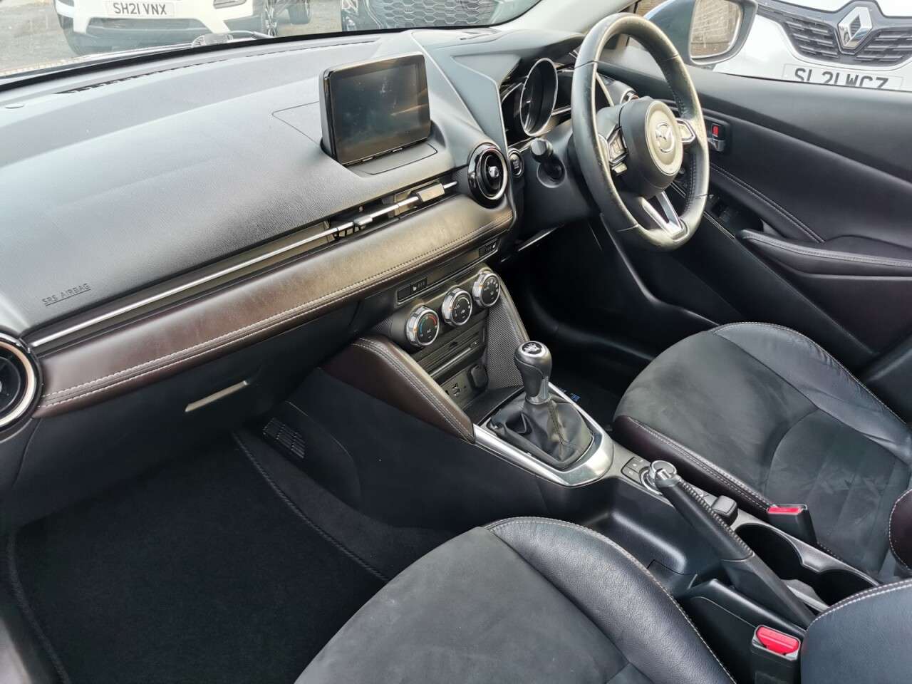 2017 MAZDA MAZDA2 2017 MAZDA MAZDA2