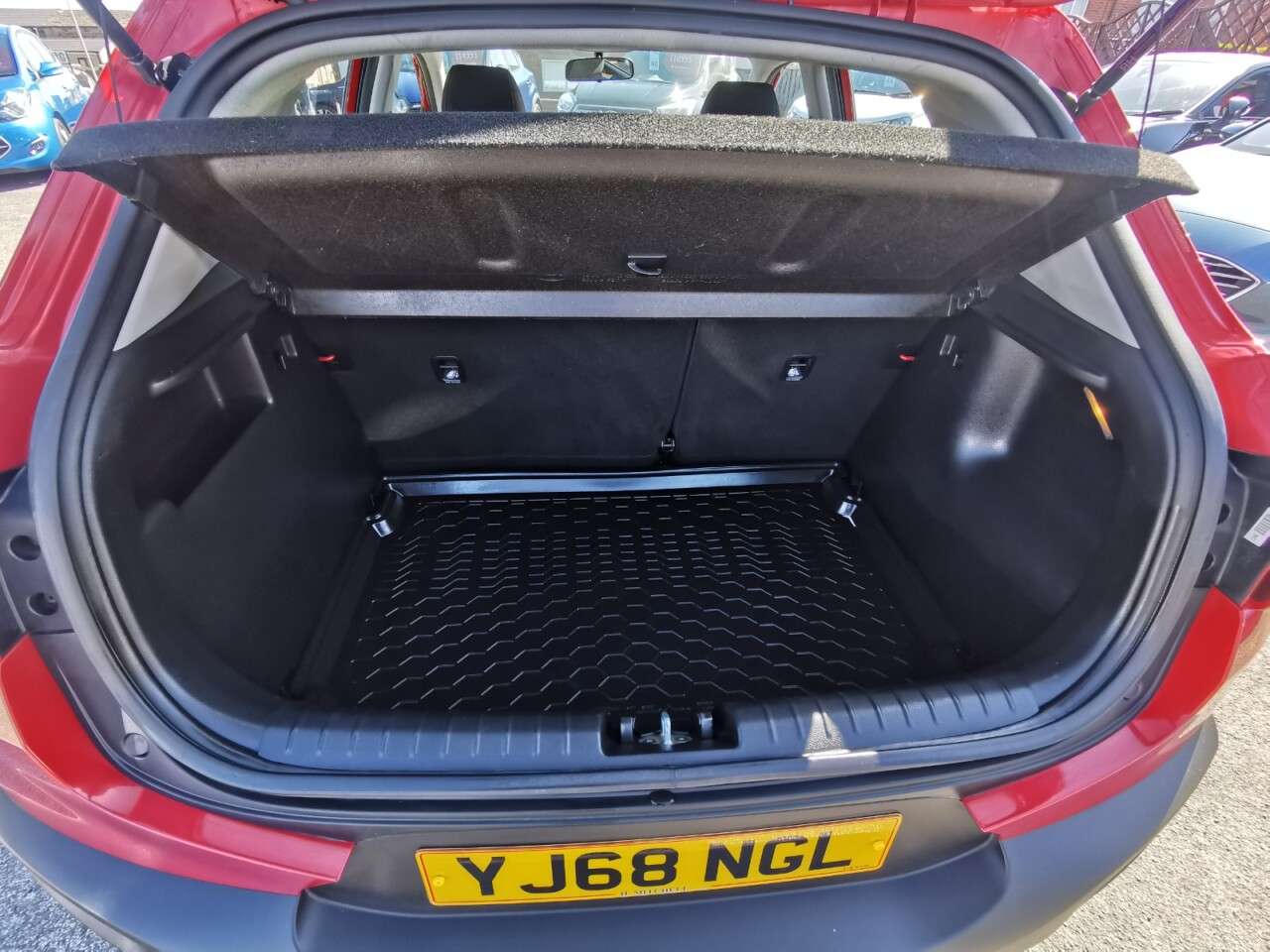 2019 KIA STONIC 2019 KIA STONIC