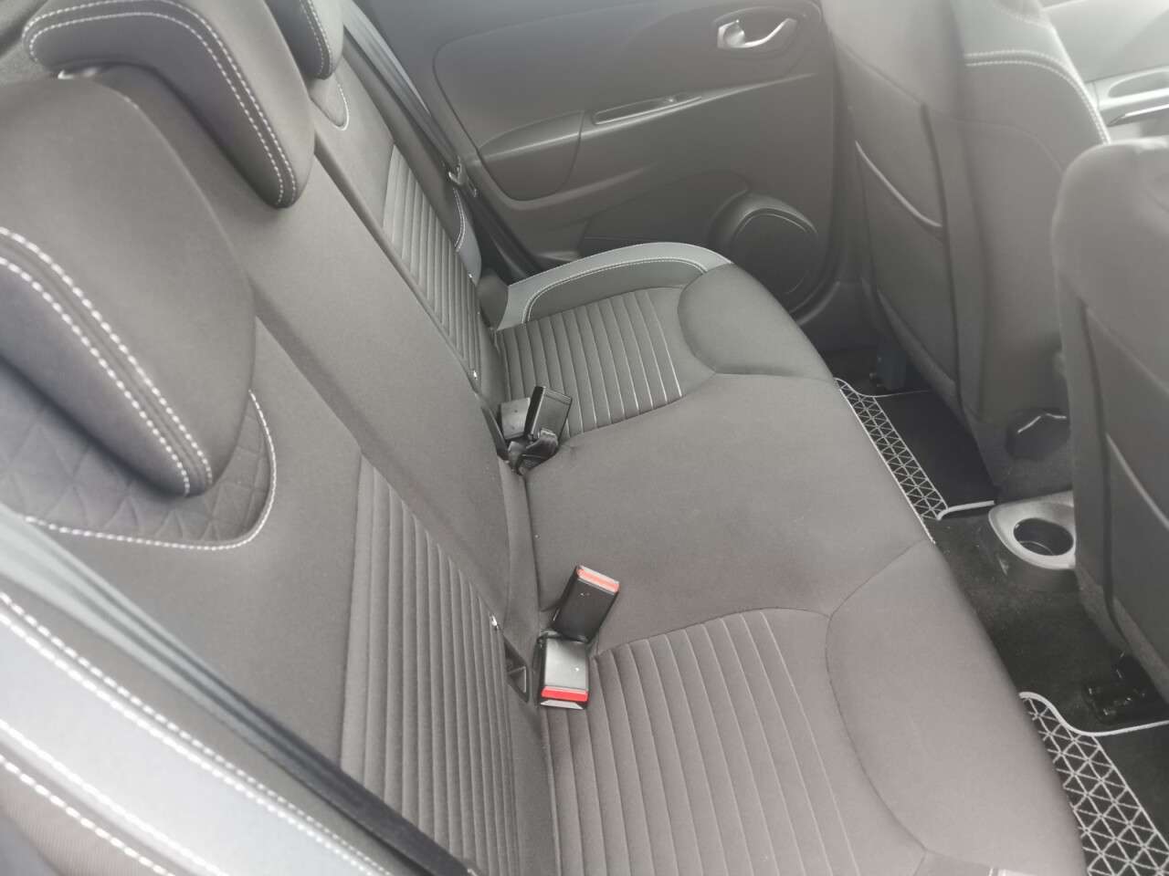 2015 RENAULT CLIO 2015 RENAULT CLIO