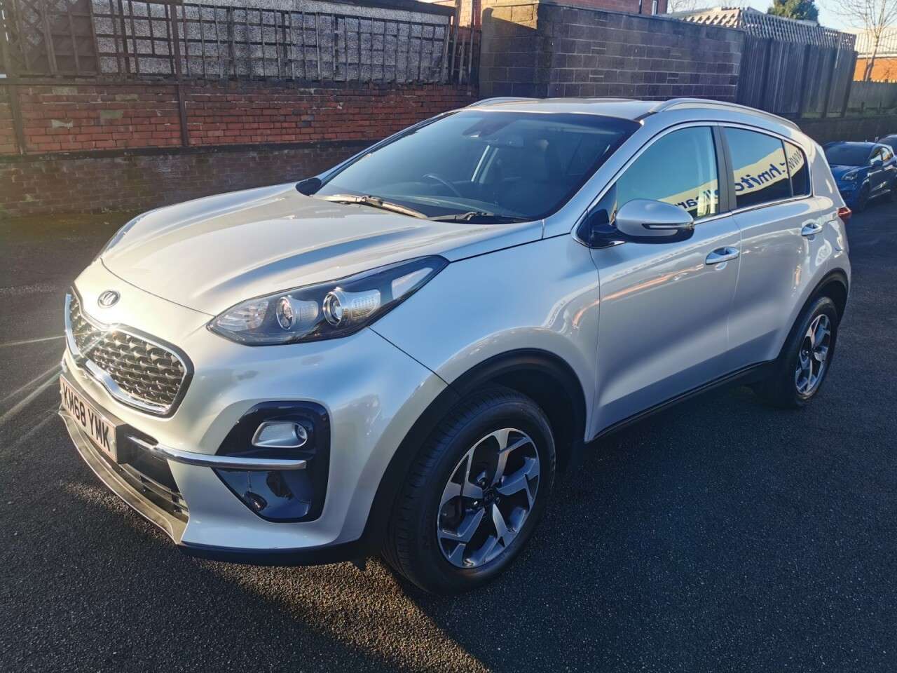 A 2018 KIA SPORTAGE 1.6 GDi 2 SUV 5dr Petrol Manual Euro 6 (s/s) (130 bhp) A 2018 KIA SPORTAGE 1.6 GDi 2 SUV 5dr Petrol Manual Euro 6 (s/s) (130 bhp)