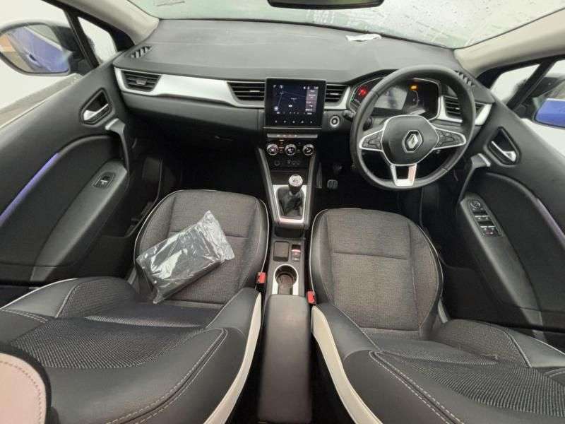 2022 RENAULT CAPTUR 2022 RENAULT CAPTUR