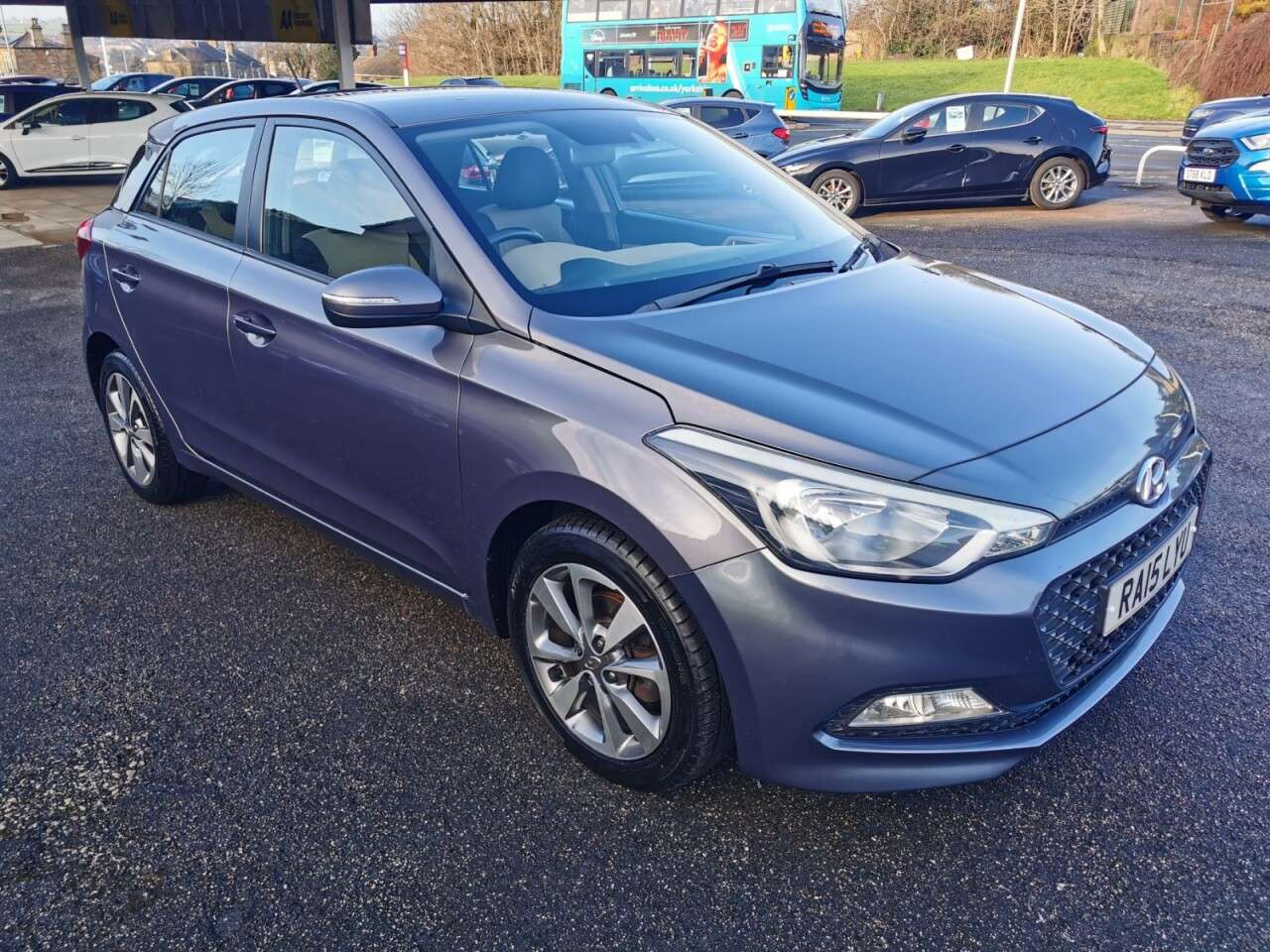 A 2015 HYUNDAI I20 1.4 SE Hatchback 5dr Petrol Manual Euro 6 (100 ps) A 2015 HYUNDAI I20 1.4 SE Hatchback 5dr Petrol Manual Euro 6 (100 ps)