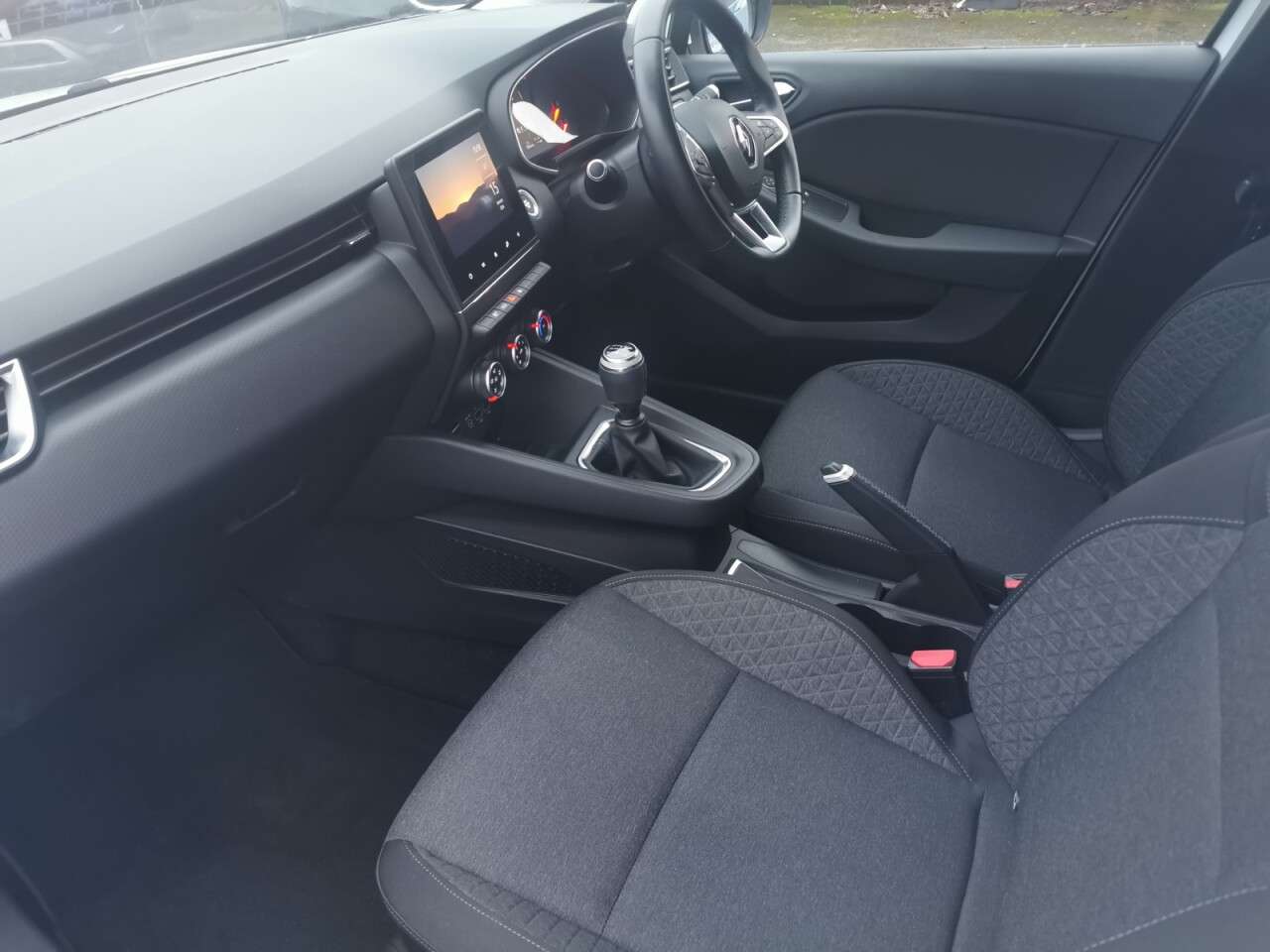 2020 RENAULT CLIO 2020 RENAULT CLIO