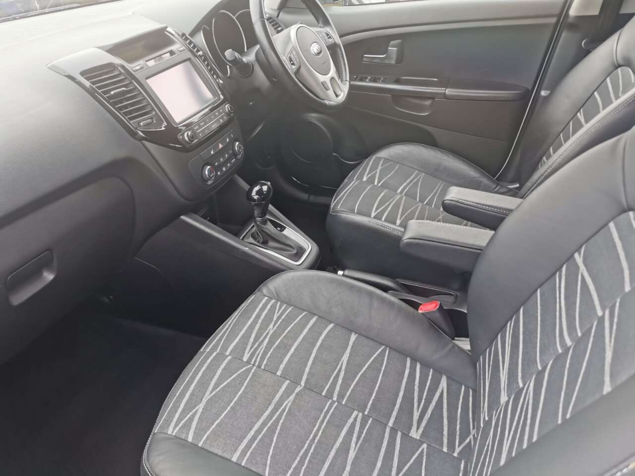 2016 KIA VENGA 2016 KIA VENGA