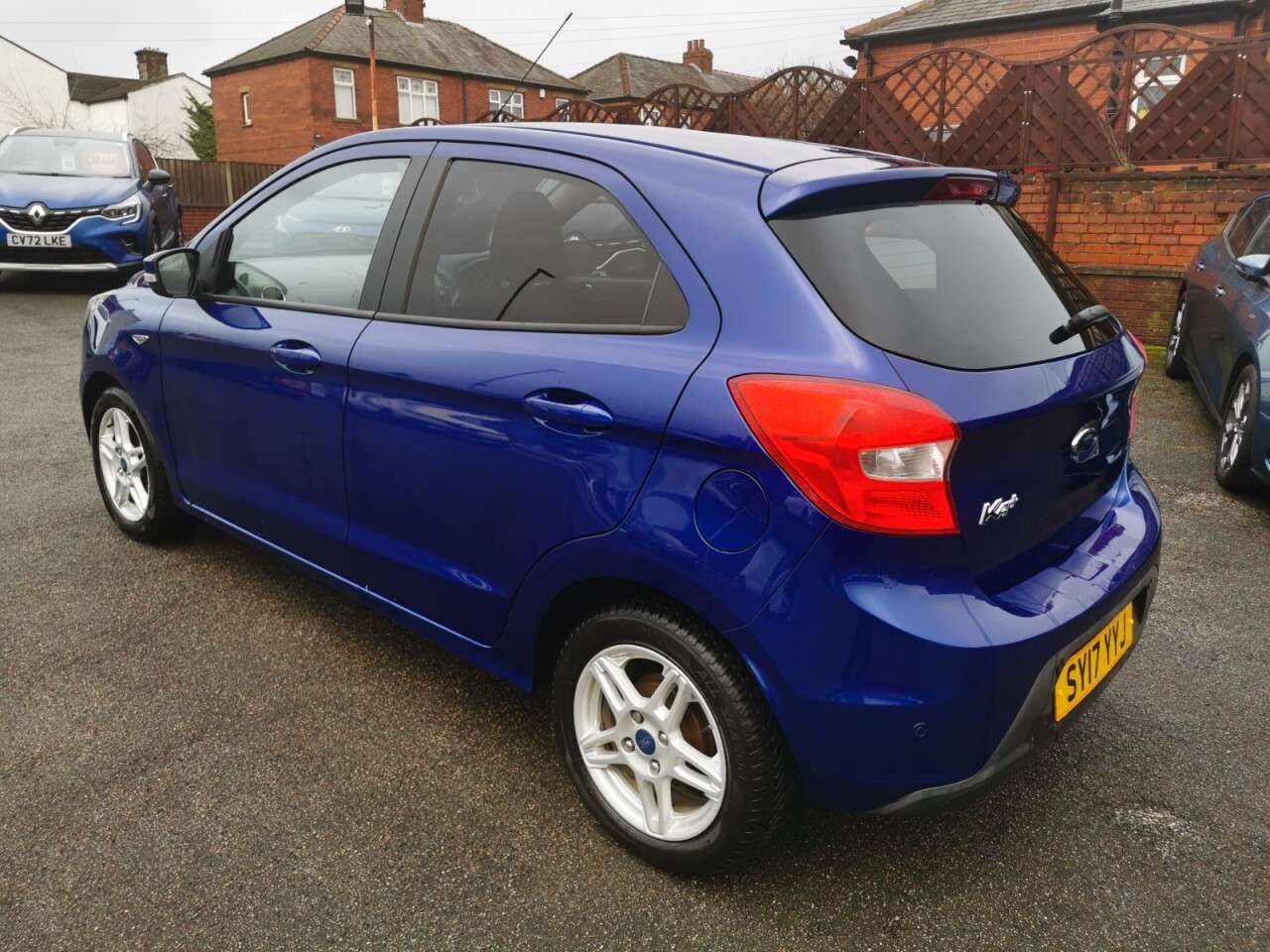 A 2017 FORD KA+ 1.2 Ti-VCT Zetec Hatchback 5dr Petrol Manual Euro 6 (70 ps) A 2017 FORD KA+ 1.2 Ti-VCT Zetec Hatchback 5dr Petrol Manual Euro 6 (70 ps)