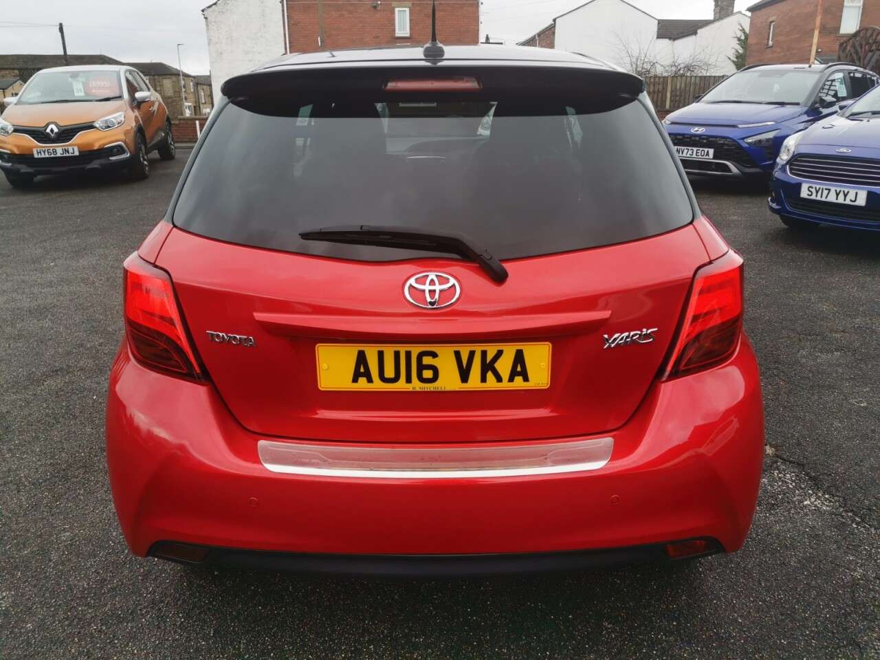 2016 TOYOTA YARIS 2016 TOYOTA YARIS