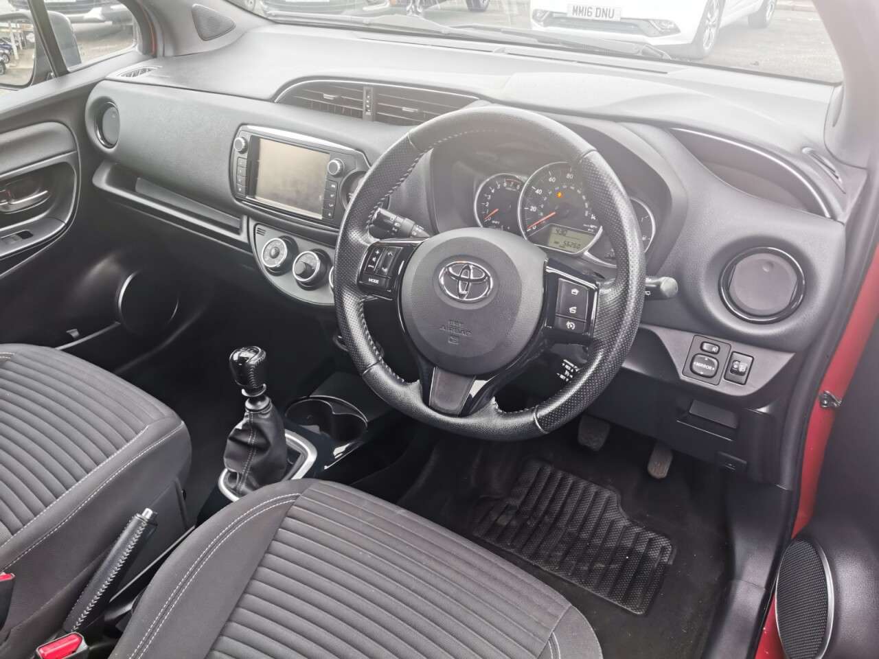 2016 TOYOTA YARIS 2016 TOYOTA YARIS