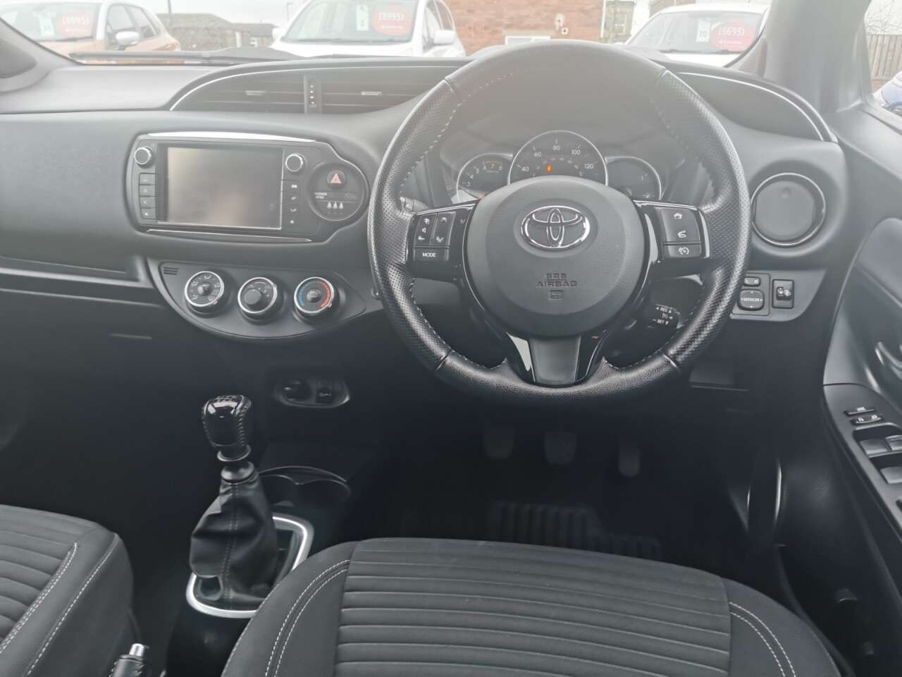2016 TOYOTA YARIS 2016 TOYOTA YARIS