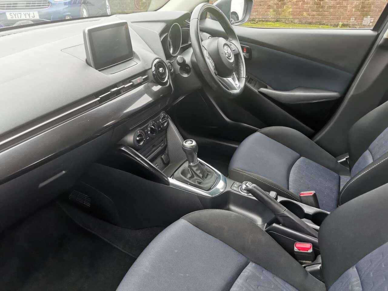 2017 MAZDA MAZDA2 2017 MAZDA MAZDA2