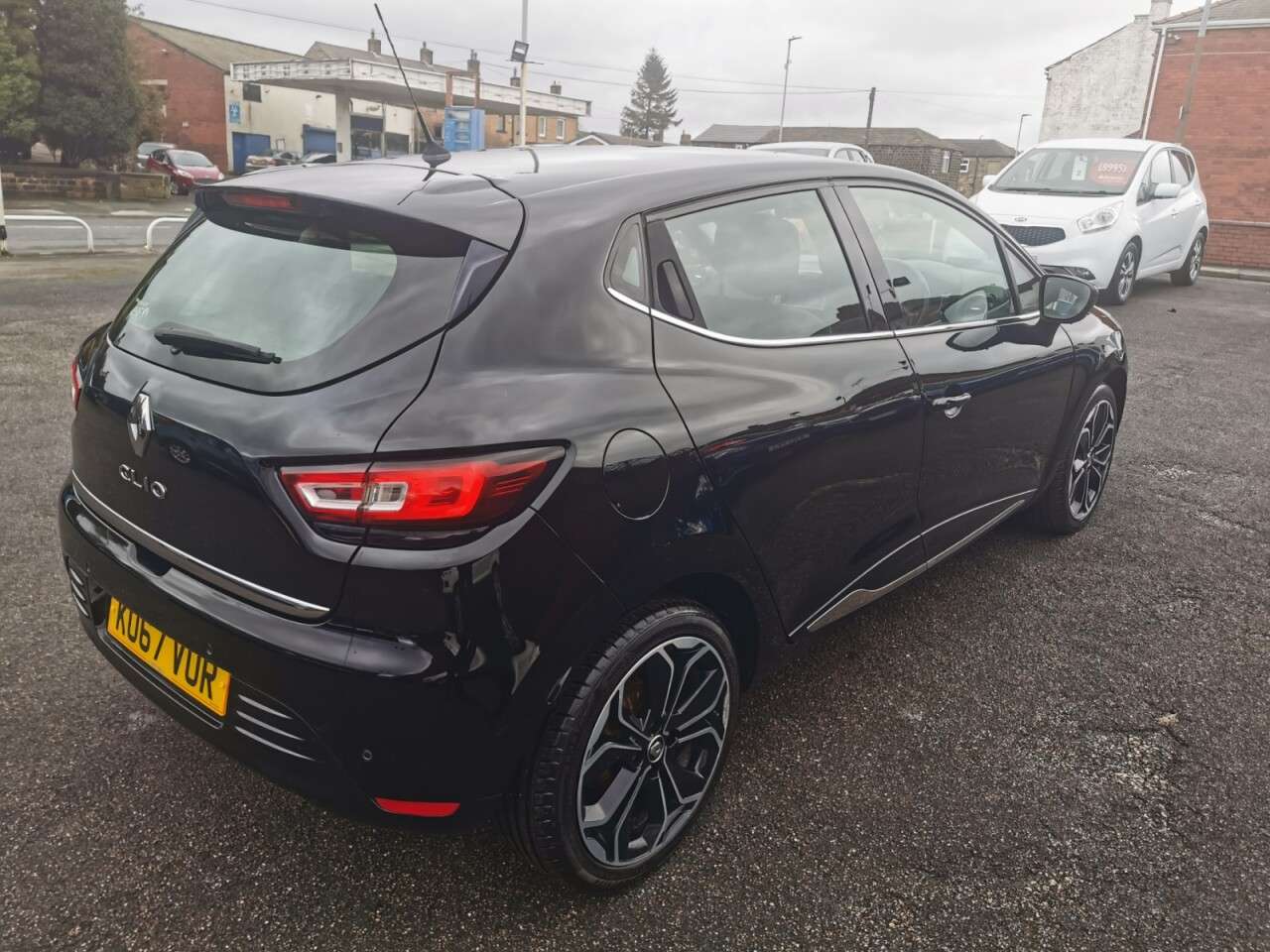 2017 RENAULT CLIO 2017 RENAULT CLIO
