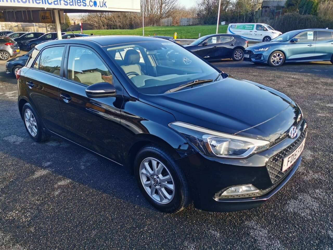 A 2015 HYUNDAI I20 1.2 Blue Drive SE Hatchback 5dr Petrol Manual Euro 6 (s/s) (84 ps) A 2015 HYUNDAI I20 1.2 Blue Drive SE Hatchback 5dr Petrol Manual Euro 6 (s/s) (84 ps)