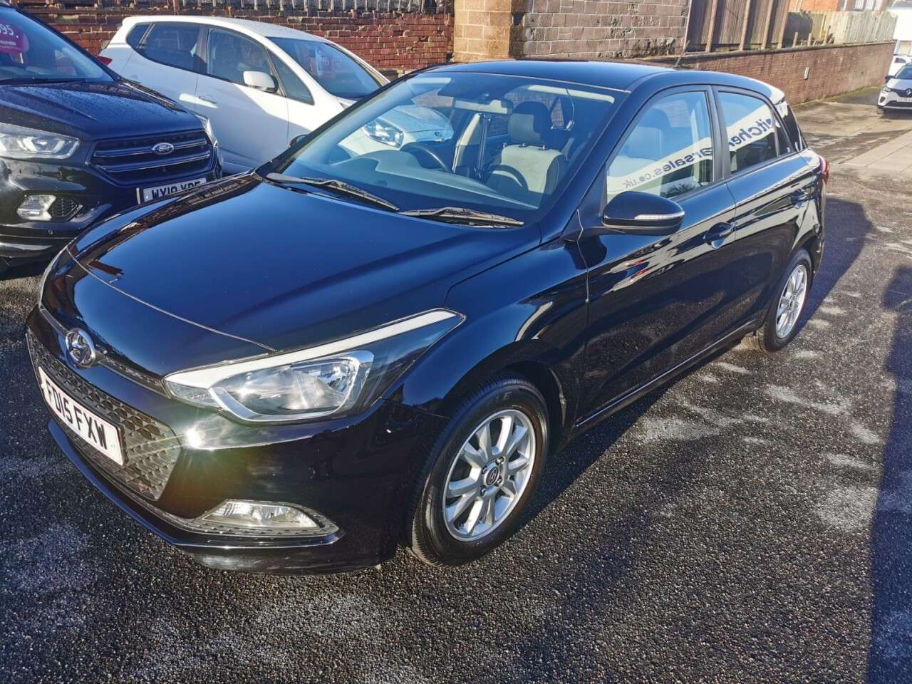 A 2015 HYUNDAI I20 1.2 Blue Drive SE Hatchback 5dr Petrol Manual Euro 6 (s/s) (84 ps) A 2015 HYUNDAI I20 1.2 Blue Drive SE Hatchback 5dr Petrol Manual Euro 6 (s/s) (84 ps)