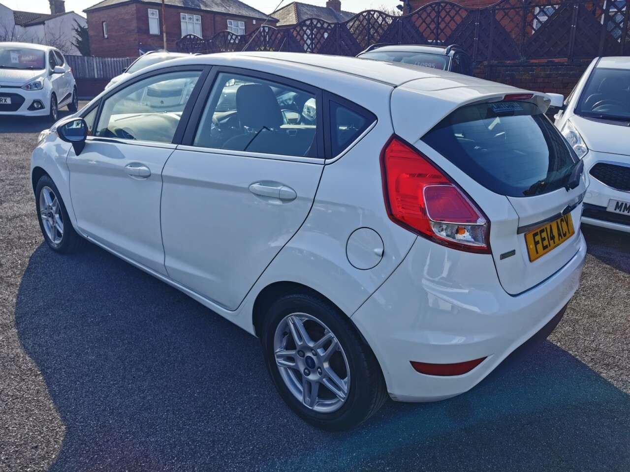 A 2014 FORD FIESTA 1.0T EcoBoost Zetec Hatchback 5dr Petrol Manual Euro 5 (s/s) (100 ps) A 2014 FORD FIESTA 1.0T EcoBoost Zetec Hatchback 5dr Petrol Manual Euro 5 (s/s) (100 ps)
