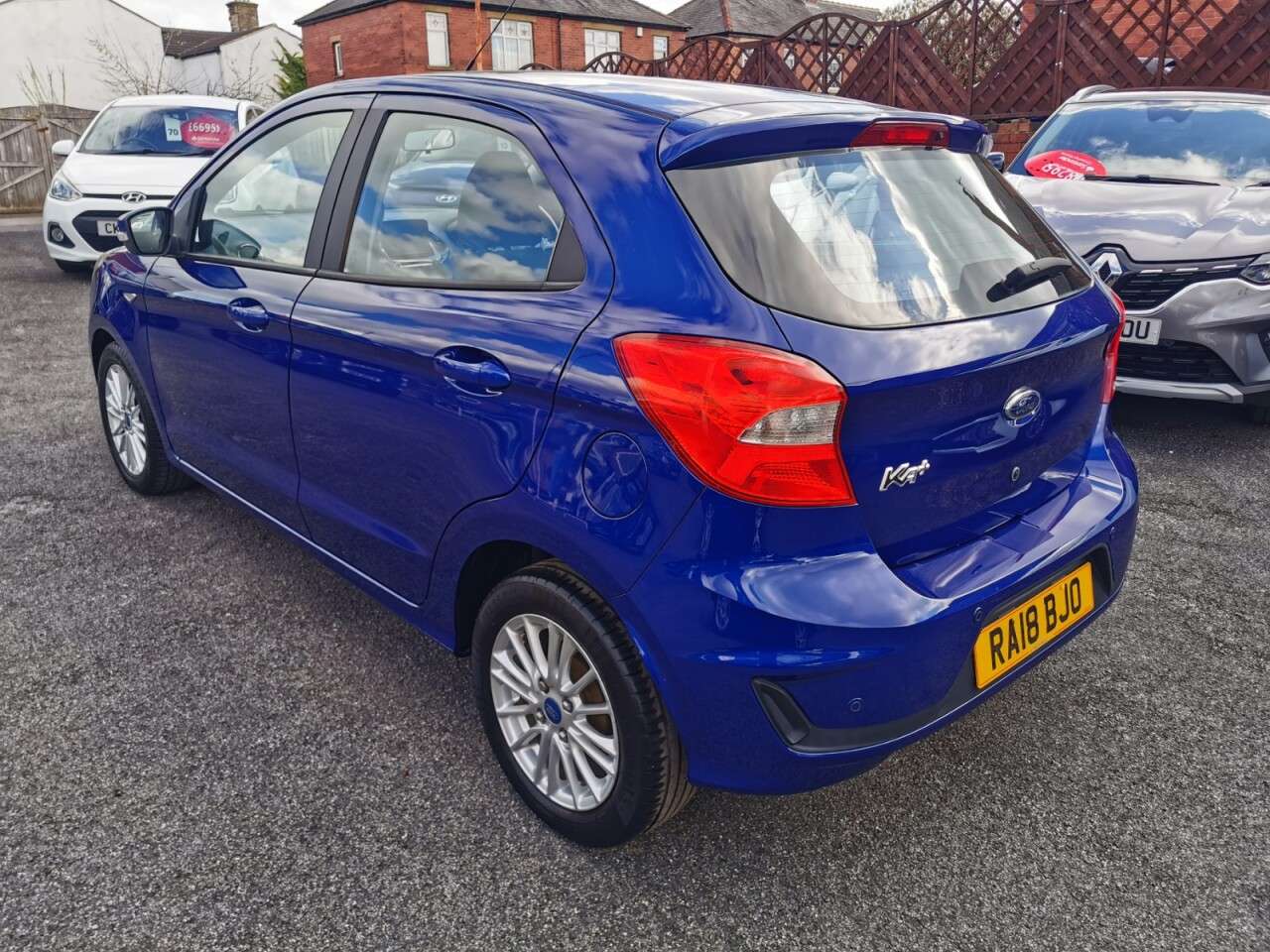 A 2018 FORD KA+ 1.2 Ti-VCT Zetec Hatchback 5dr Petrol Manual Euro 6 (s/s) (85 ps) A 2018 FORD KA+ 1.2 Ti-VCT Zetec Hatchback 5dr Petrol Manual Euro 6 (s/s) (85 ps)