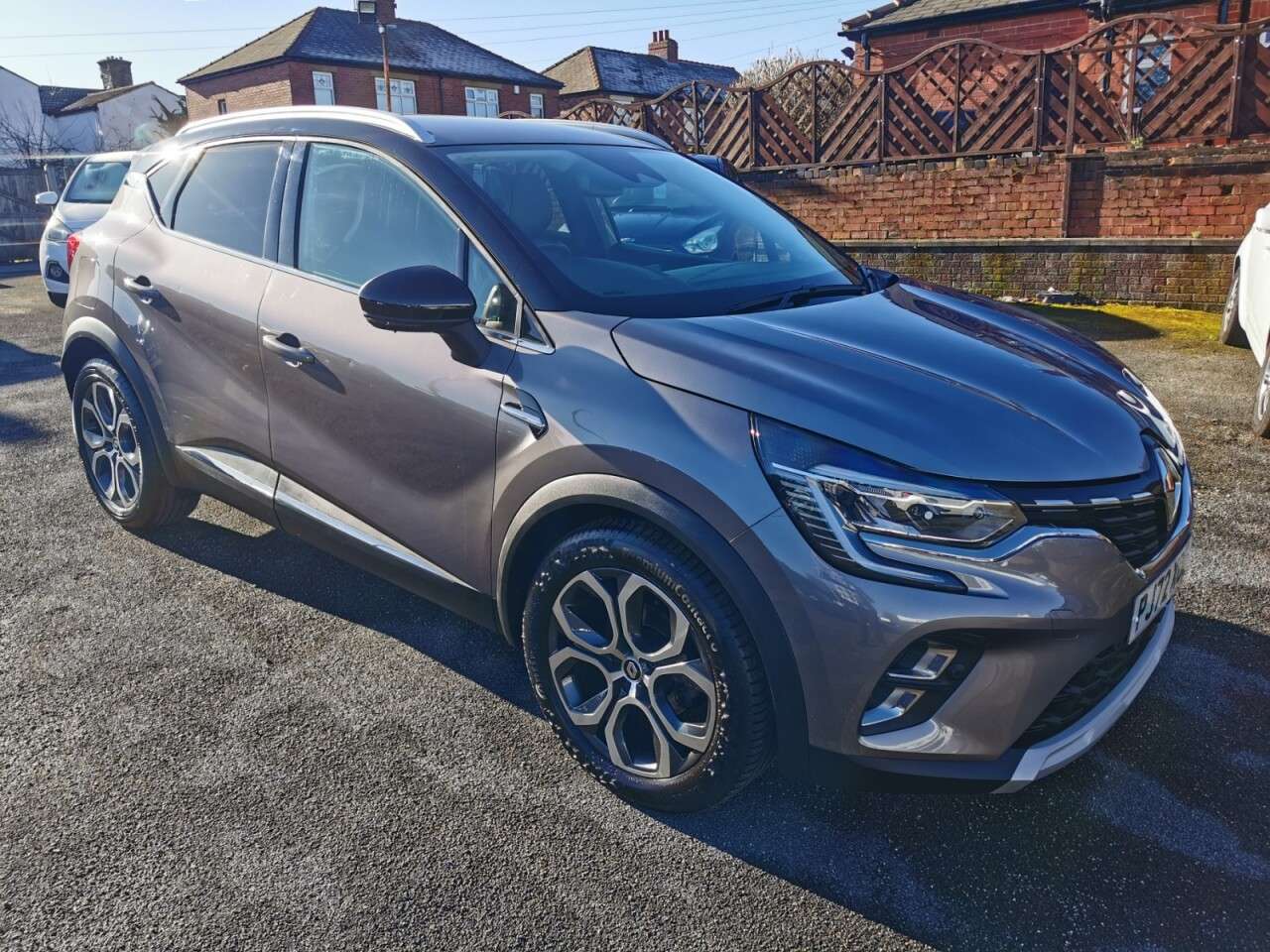 A 2022 RENAULT CAPTUR 1.0 TCe techno SUV 5dr Petrol Manual Euro 6 (s/s) (90 ps) A 2022 RENAULT CAPTUR 1.0 TCe techno SUV 5dr Petrol Manual Euro 6 (s/s) (90 ps)