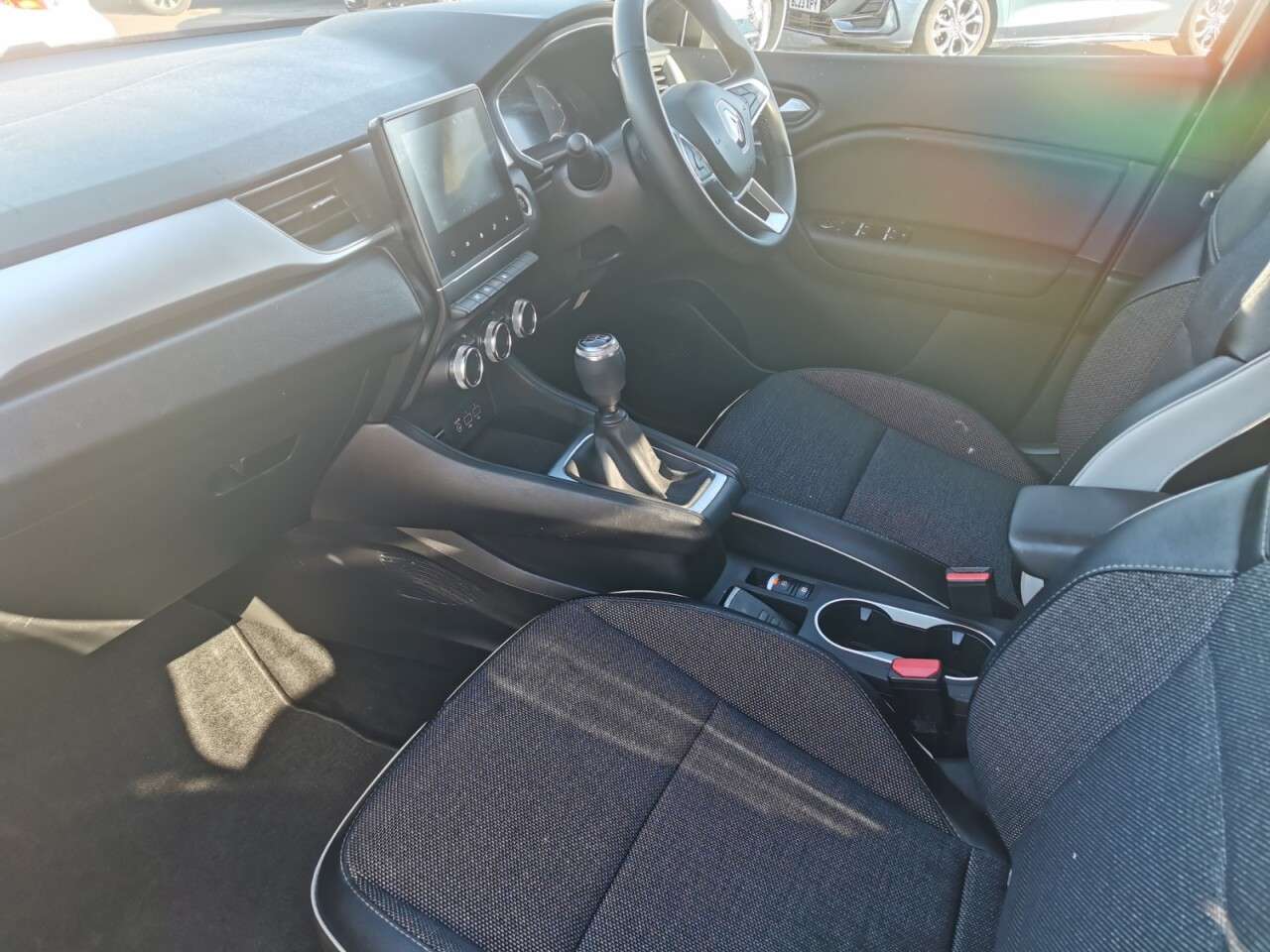 2022 RENAULT CAPTUR 2022 RENAULT CAPTUR