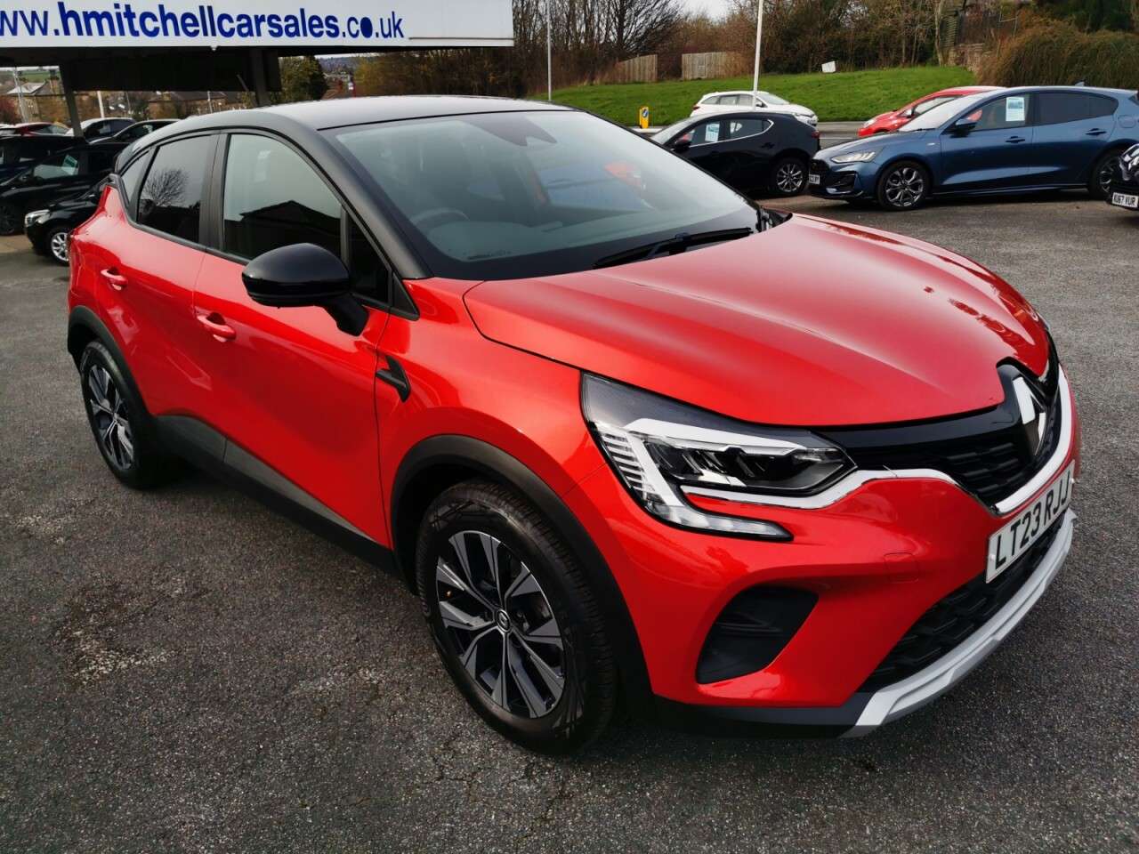 A 2023 RENAULT CAPTUR 1.0 TCe evolution SUV 5dr Petrol Manual Euro 6 (s/s) (90 ps) A 2023 RENAULT CAPTUR 1.0 TCe evolution SUV 5dr Petrol Manual Euro 6 (s/s) (90 ps)