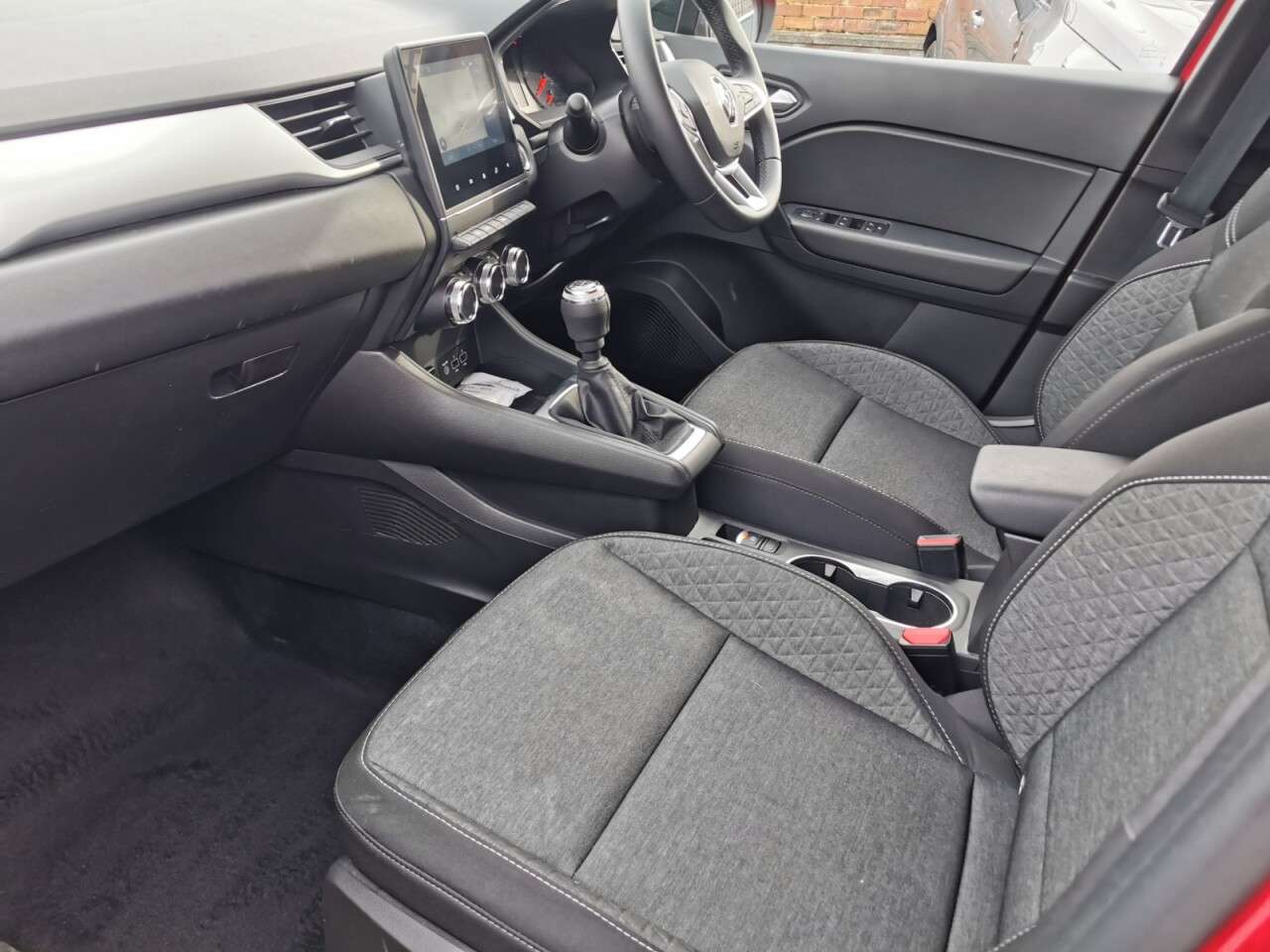 2023 RENAULT CAPTUR 2023 RENAULT CAPTUR